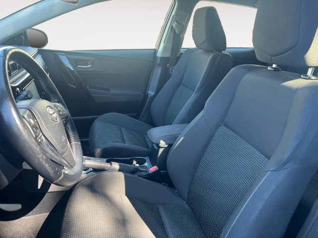 Used 2018 Black Sand Pearl Toyota Base image 11