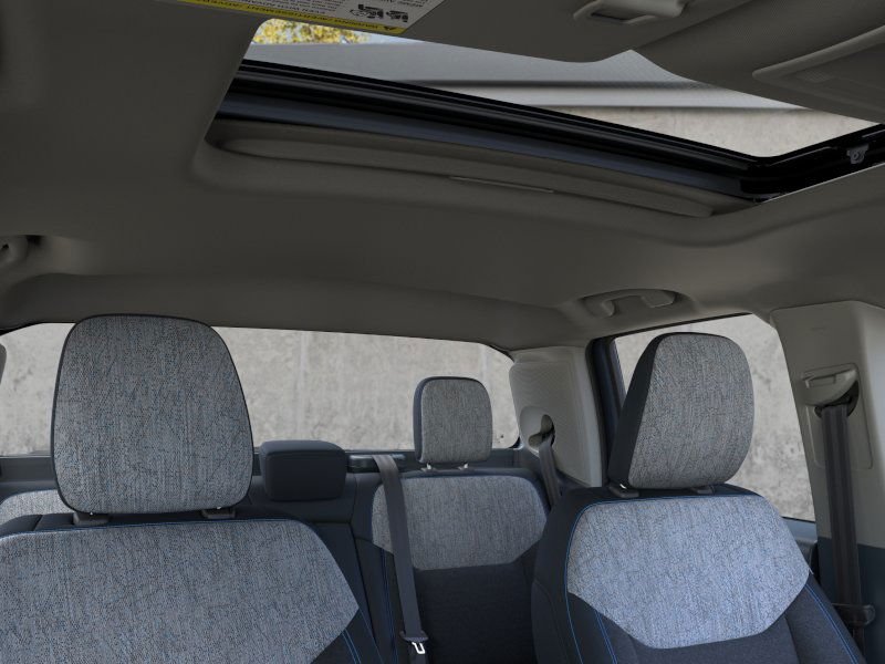 New 2026 Azure Gray Metallic Tri-Coat Ford XLT image 12