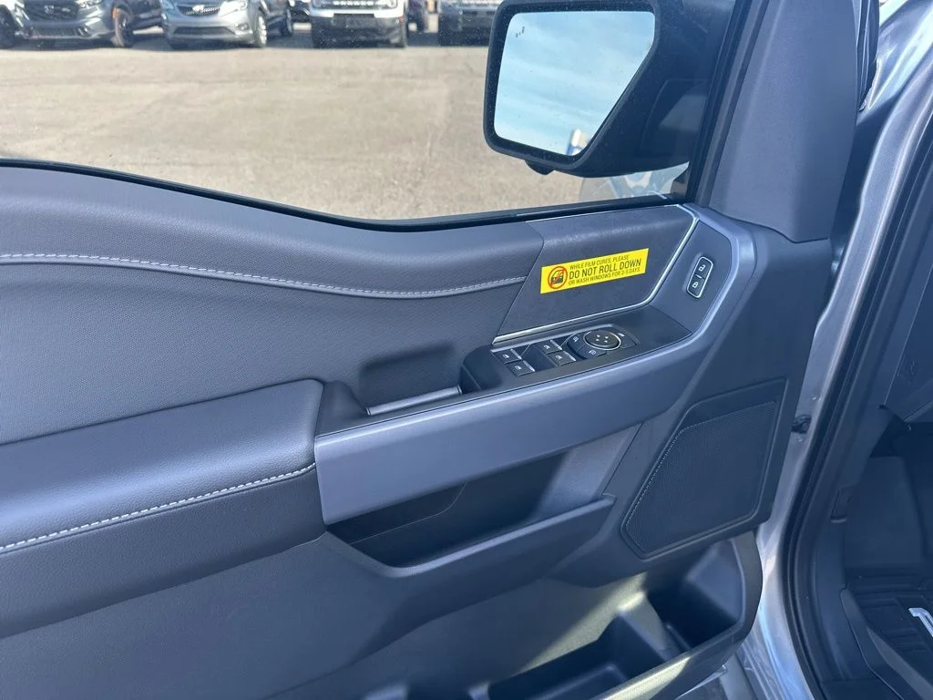 New 2025 Iconic Silver Metallic Ford XLT image 11