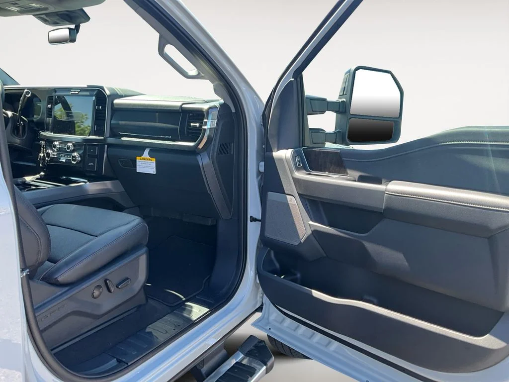New 2026 Avalanche Ford F-350® Lariat® image 9