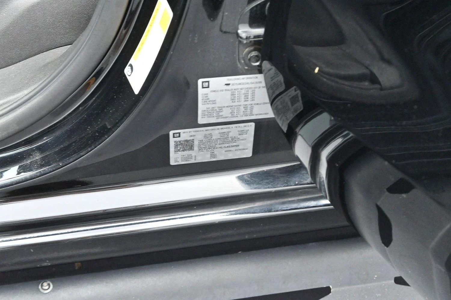 Used 2020 Onyx Black GMC Elevation image 36