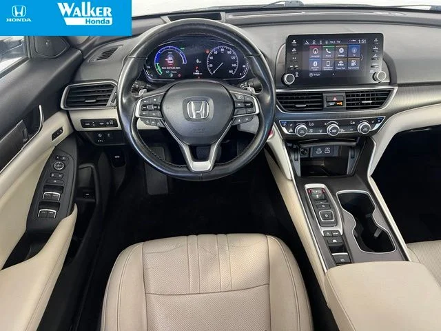Used 2022 White Honda Touring image 35