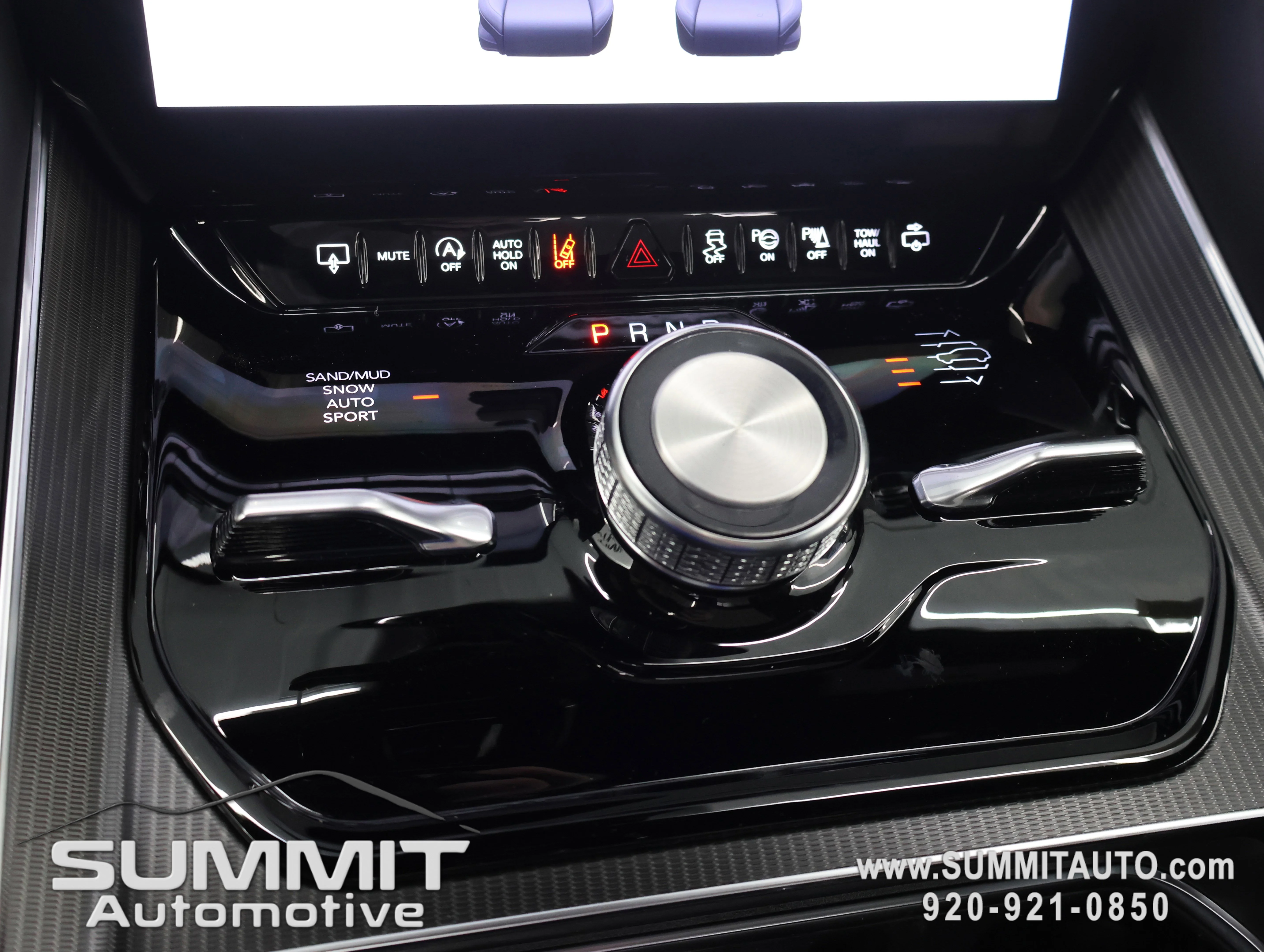 New 2026 Silver-Zynith Exterior Paint Jeep Summit Obsidian image 53