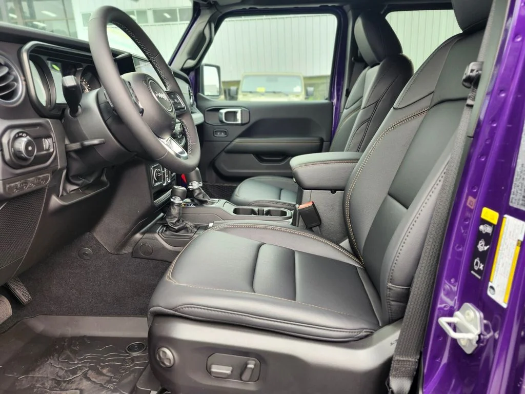 New 2026 Reign Exterior Paint Jeep Sahara image 17