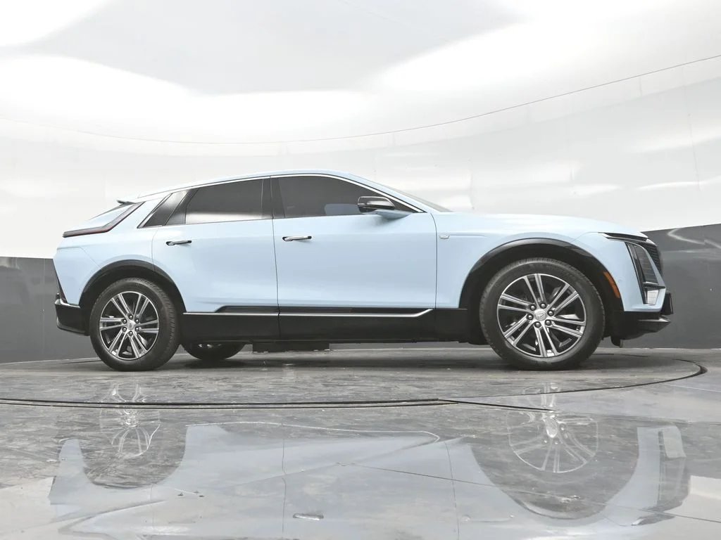 Used 2024 Blue Cadillac Luxury image 30