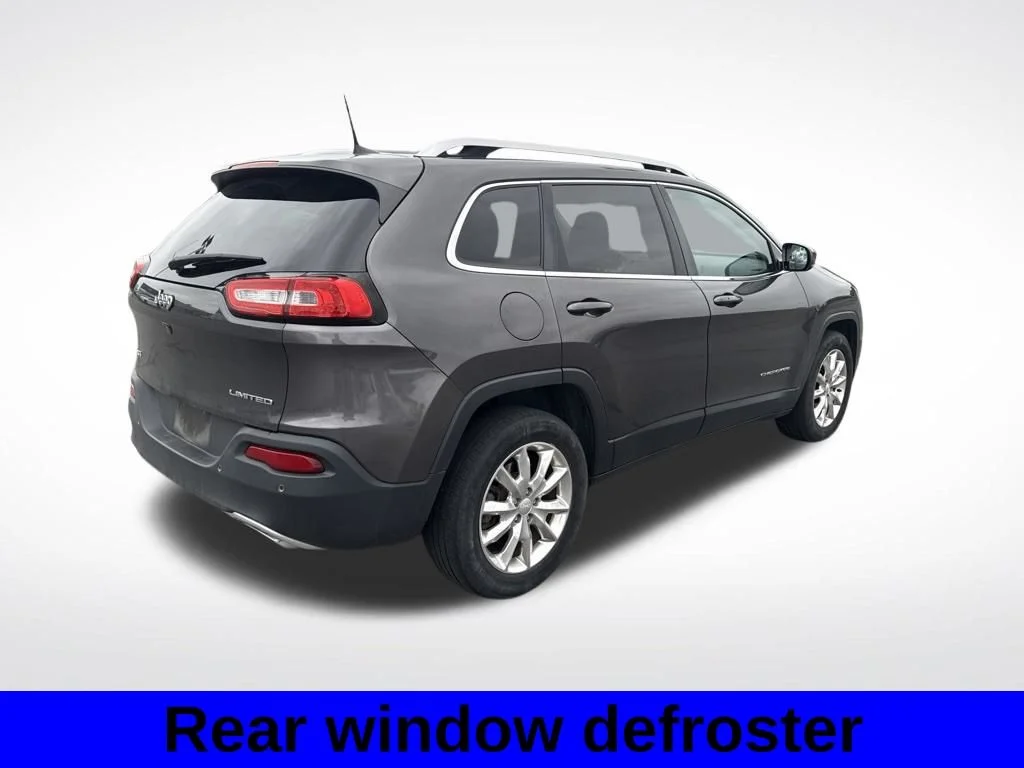 Used 2017 Granite Crystal Clearcoat Metallic Jeep Limited image 4