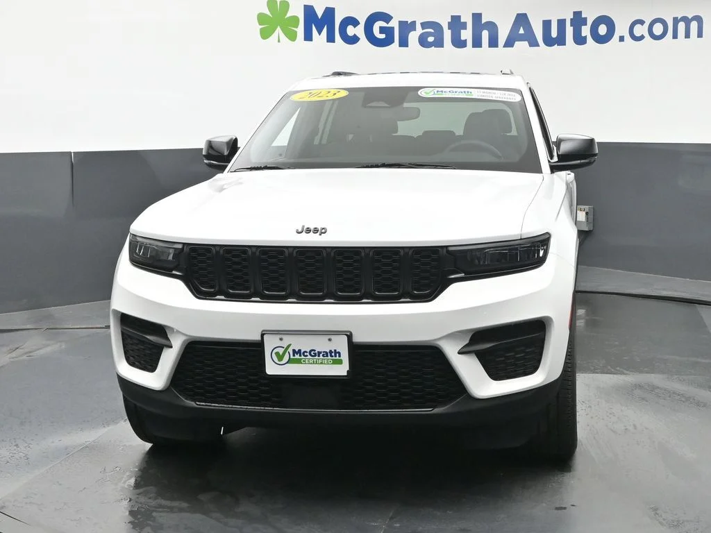 Used 2023 White Jeep Altitude X image 6