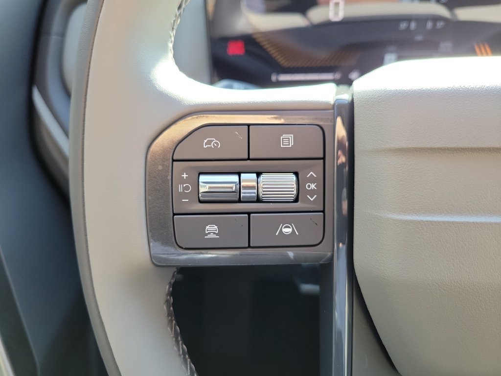 New 2027 Pale Gray Kia EX image 27