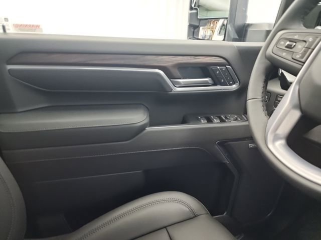 2026 GMC Sierra 2500HD SLT - Photo 13