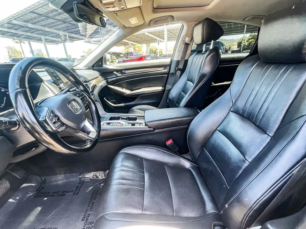 Used 2022 Green Honda Touring image 16