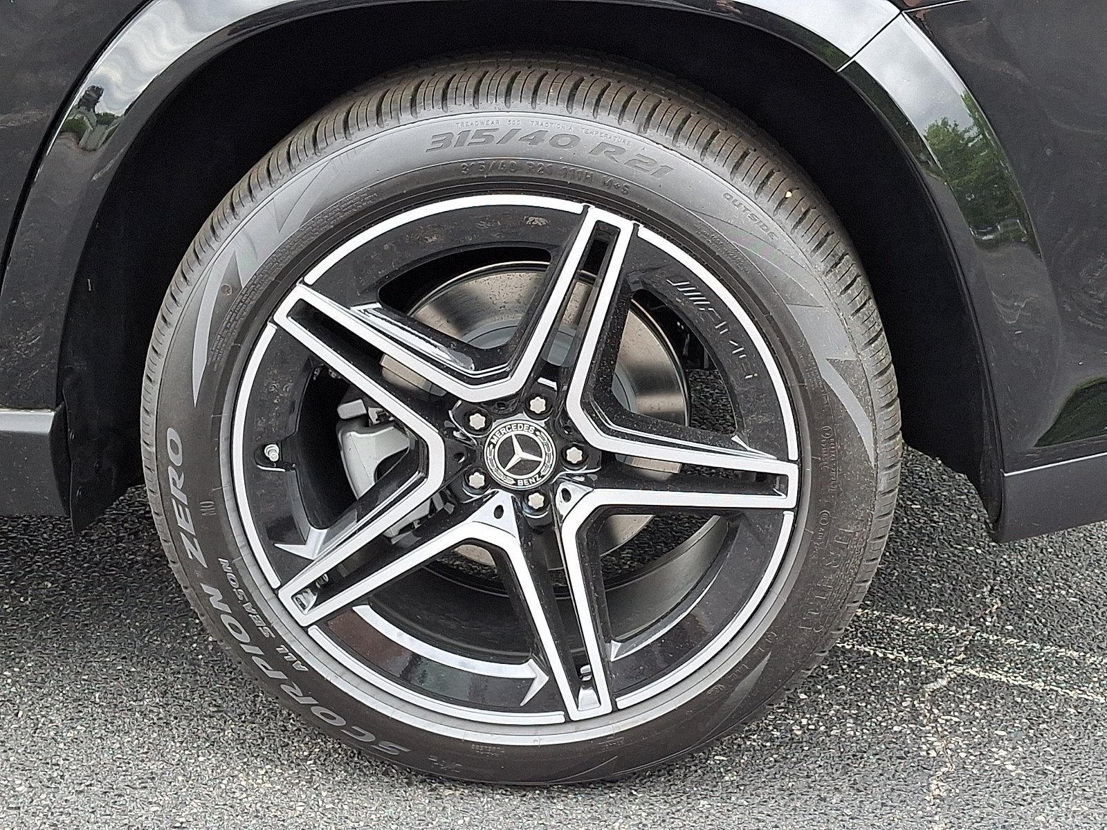 New 2026 Obsidian Black Metallic Mercedes-Benz GLS 450 image 7