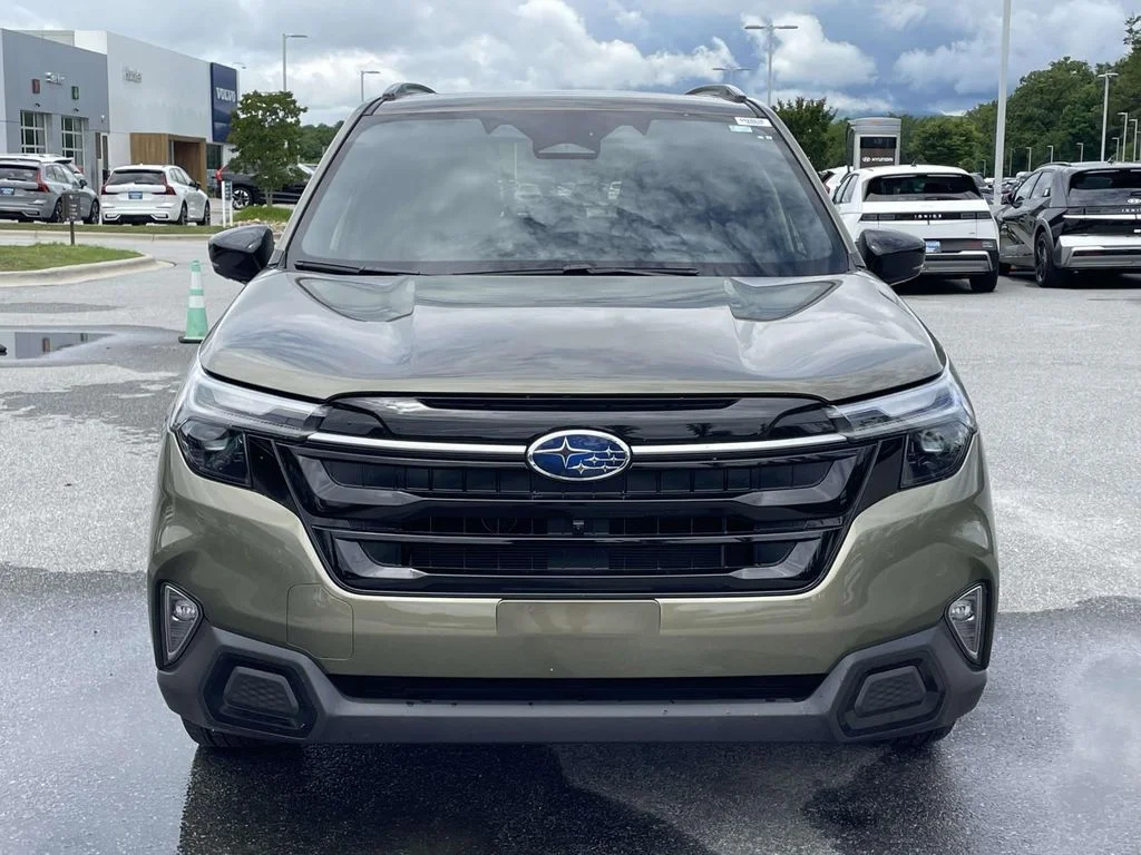 2025 Subaru Forester Touring - Photo 22