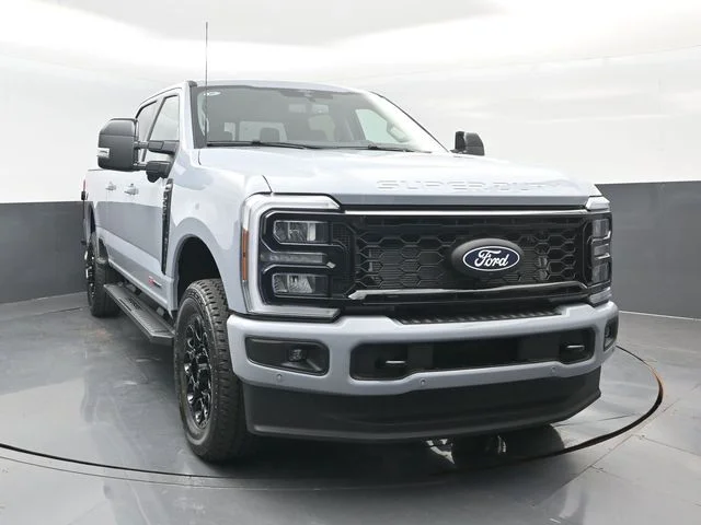 New 2027 Glacier Gray Metallic Tri-Coat Ford F-250® Lariat® image 2