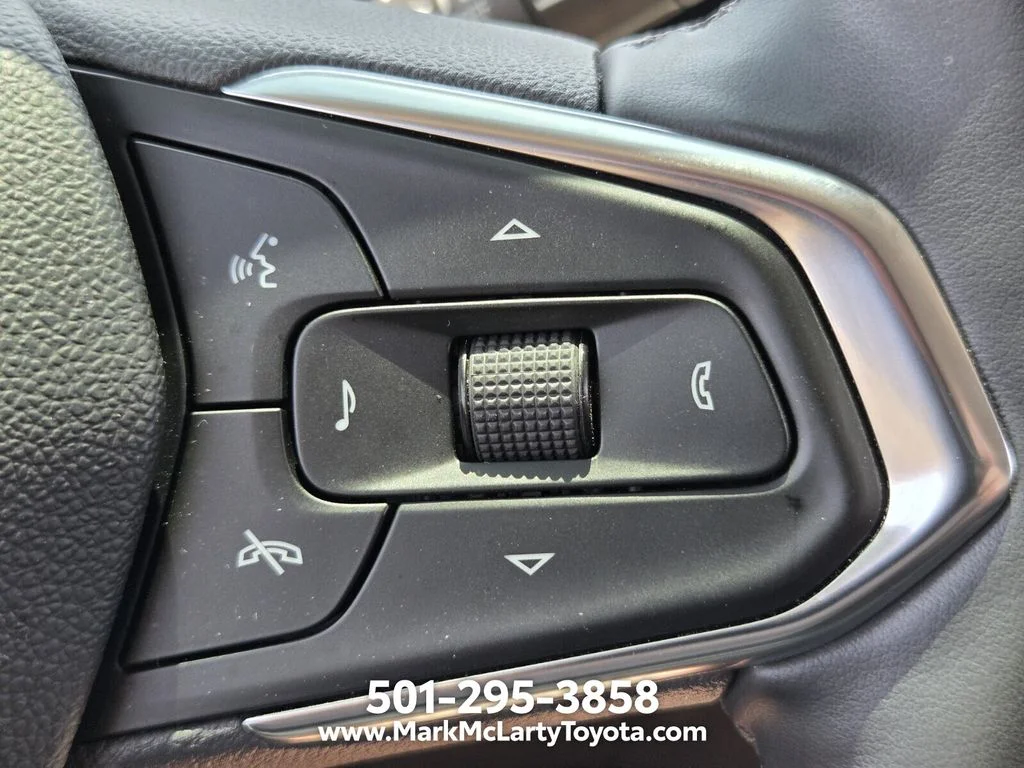Used 2025 Black Chevrolet LT image 24