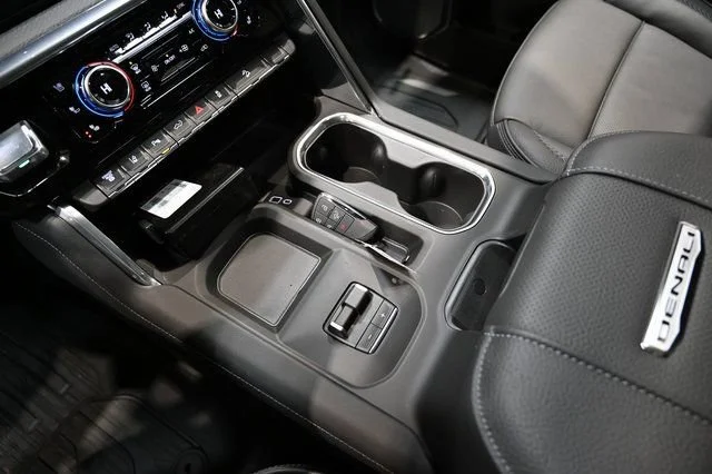 2026 GMC Sierra 2500HD Denali - Photo 22