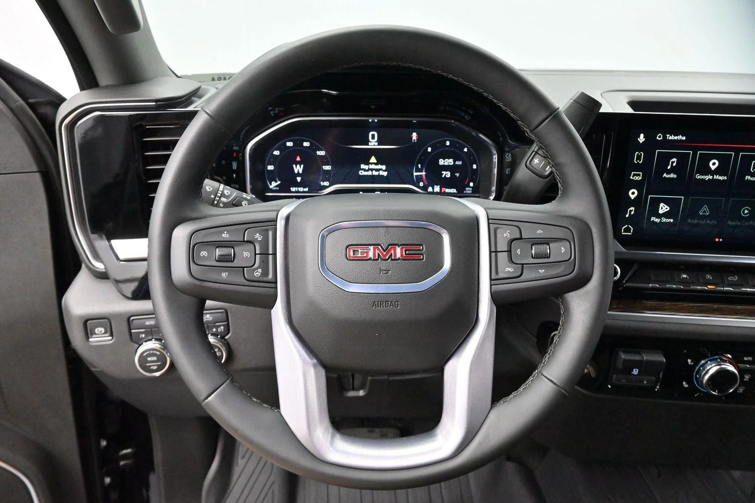 Used 2025 Onyx Black GMC Elevation image 15