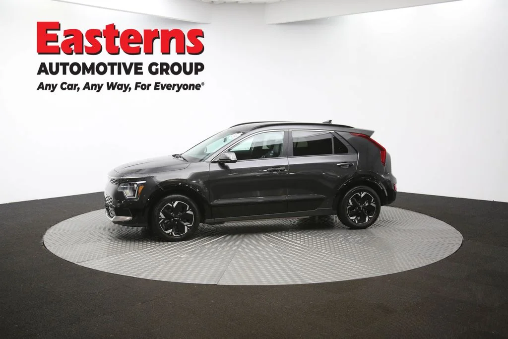 Used 2024 Gray Kia Wind image 56