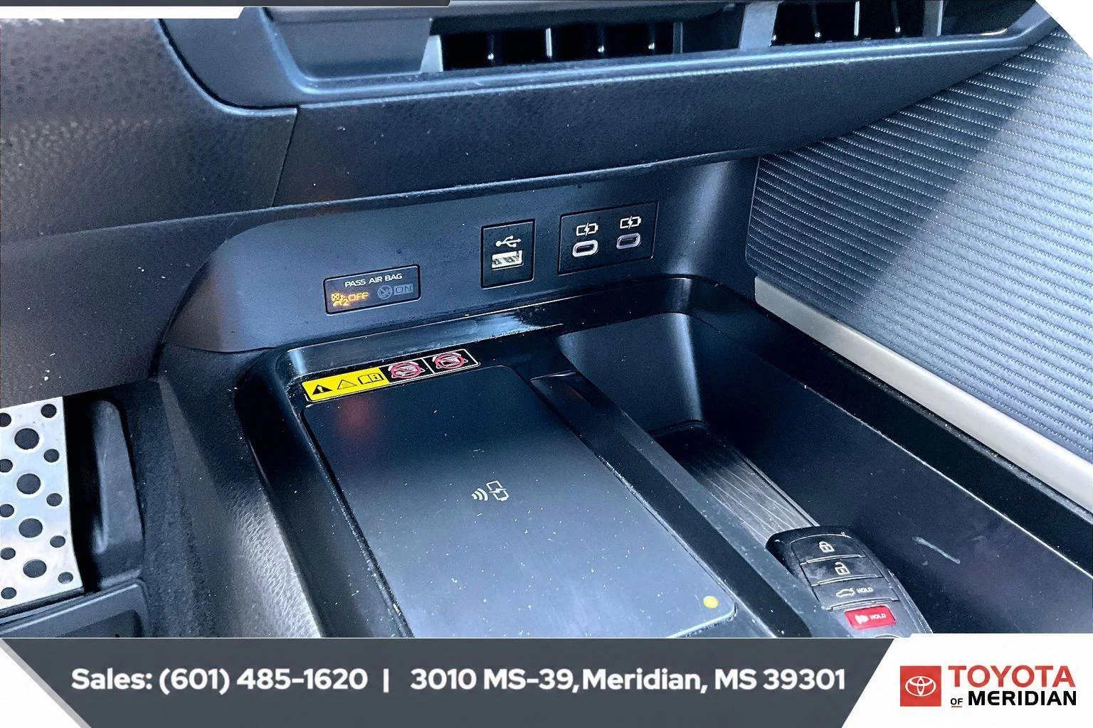Used 2025 Underground Toyota SE image 23