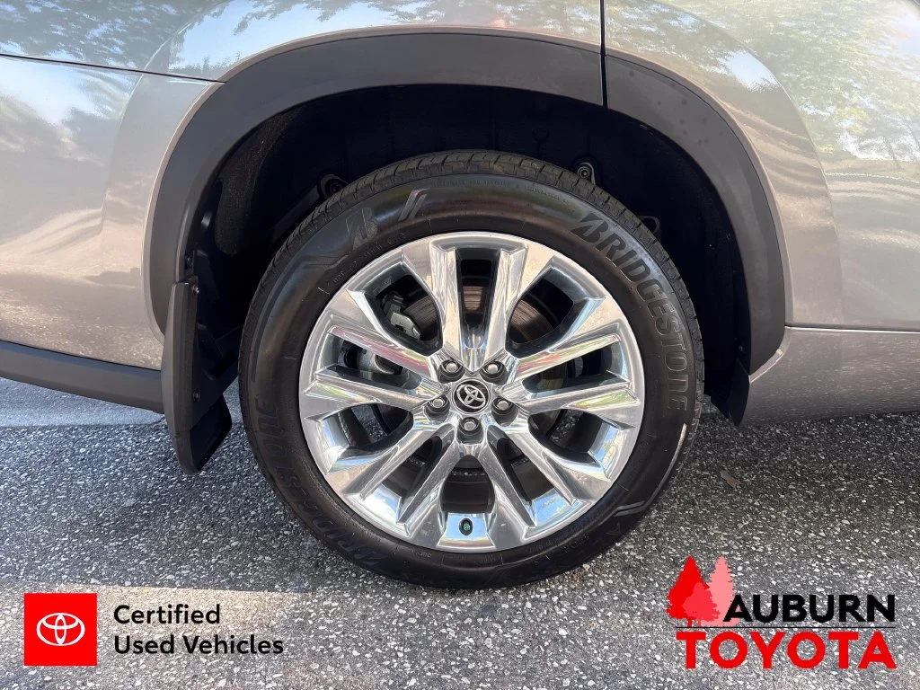 Certified Used 2025 Heavy Metal Toyota Limited image 27