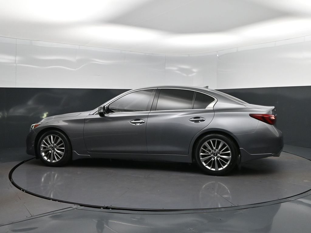 Certified Used 2023 Gray INFINITI LUXE image 4