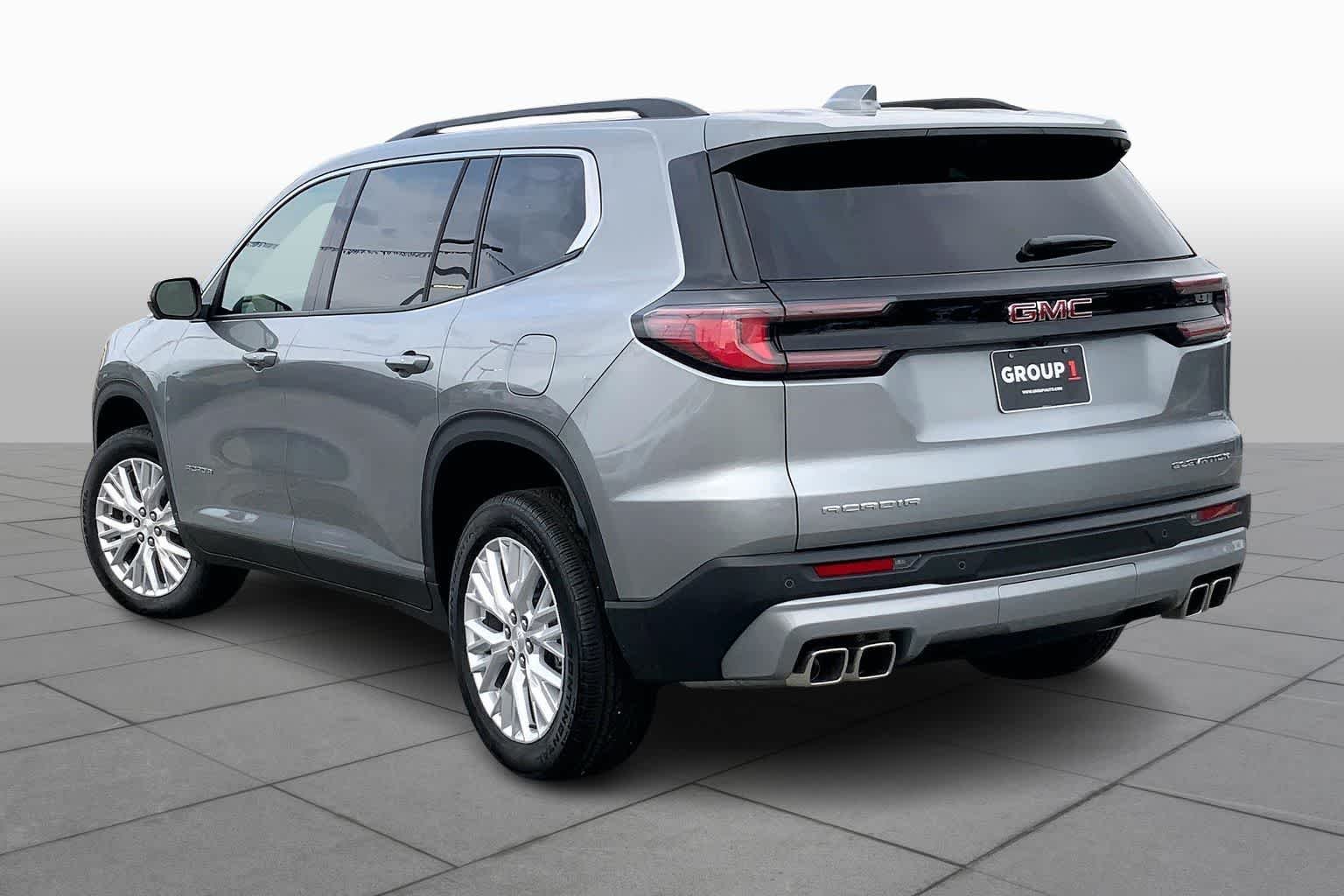 New 2026 Sterling Metallic GMC Elevation image 12