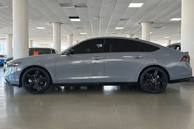 Certified Used 2024 Meteorite Gray Metallic Honda Sport-L image 10