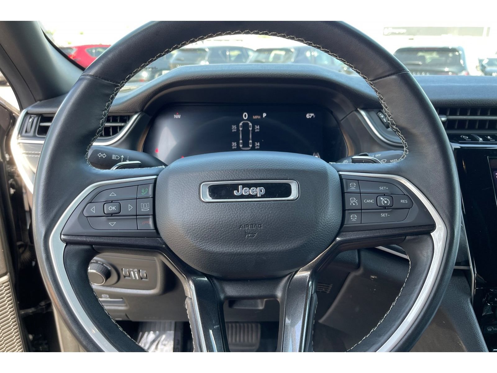 Used 2022 Baltic Gray Metallic Clearcoat Jeep Altitude image 34
