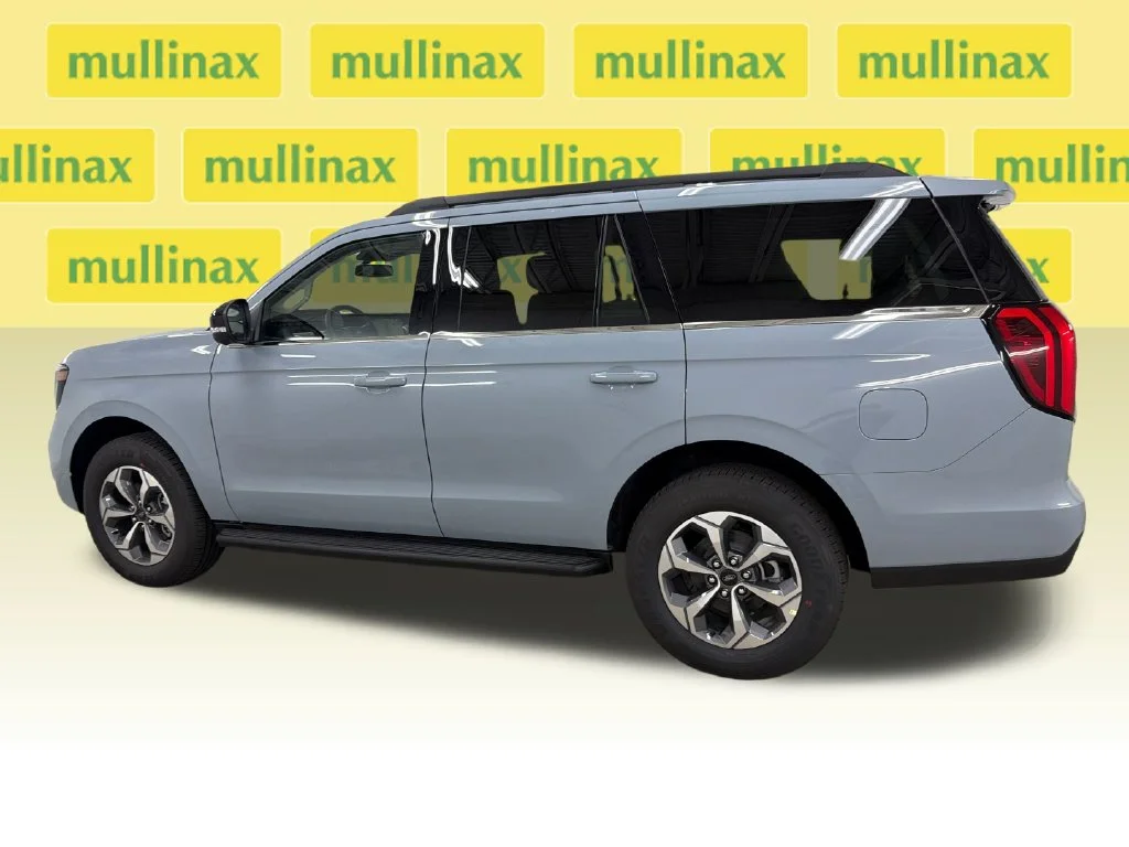 New 2027 Gray Ford Active image 10