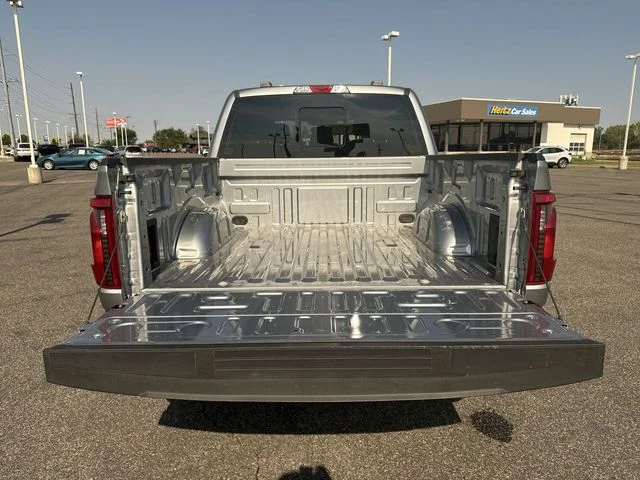 Used 2024 White Ford XLT image 23