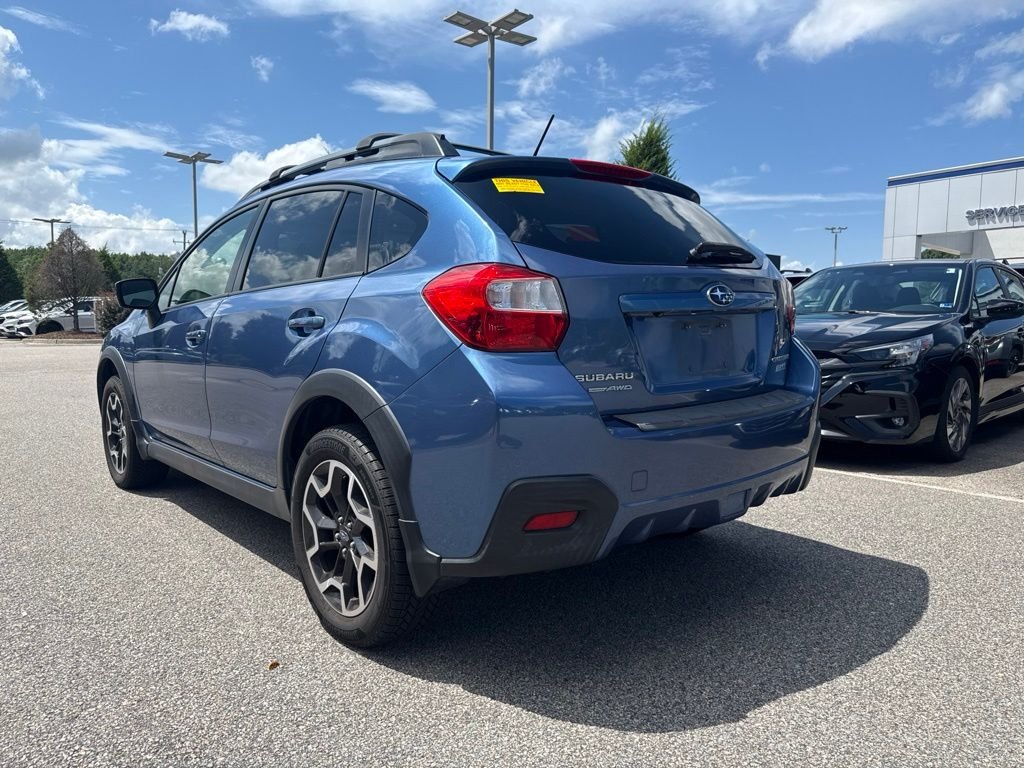 Used 2016 Blue Subaru 2.0i Premium image 3