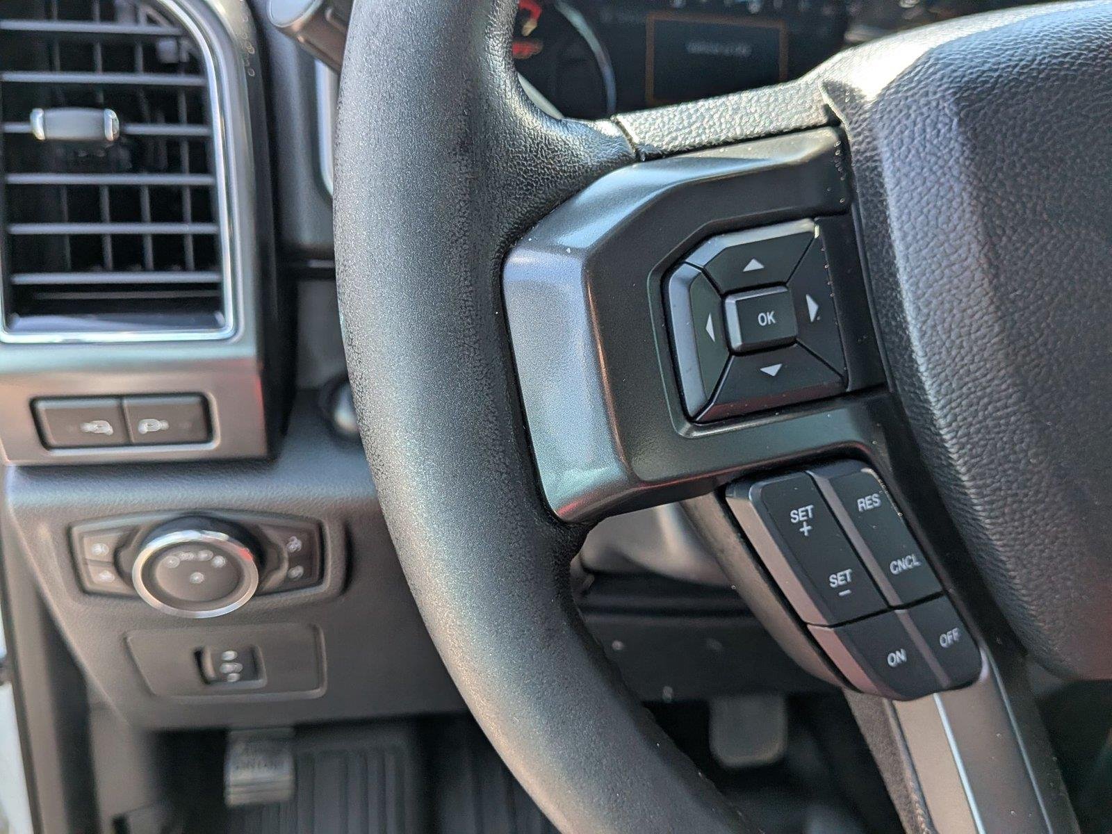 Used 2017 OXFORD WHITE FORD  image 20