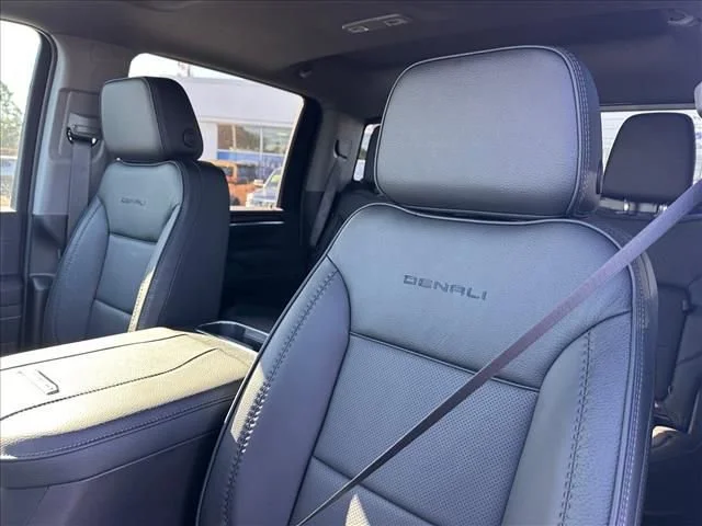 2026 GMC Sierra 2500HD Denali - Photo 25