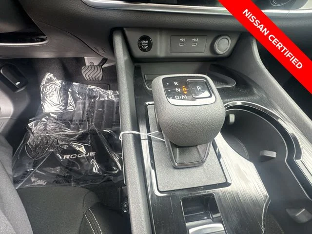 Used 2025 Gray Nissan S image 19