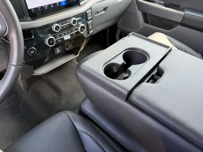 2025 Ford F-150 XLT - Photo 18