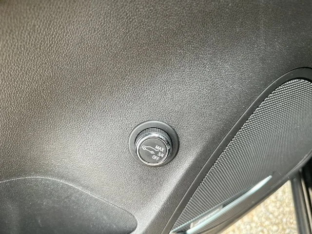 Used 2021 Black Buick Essence image 54