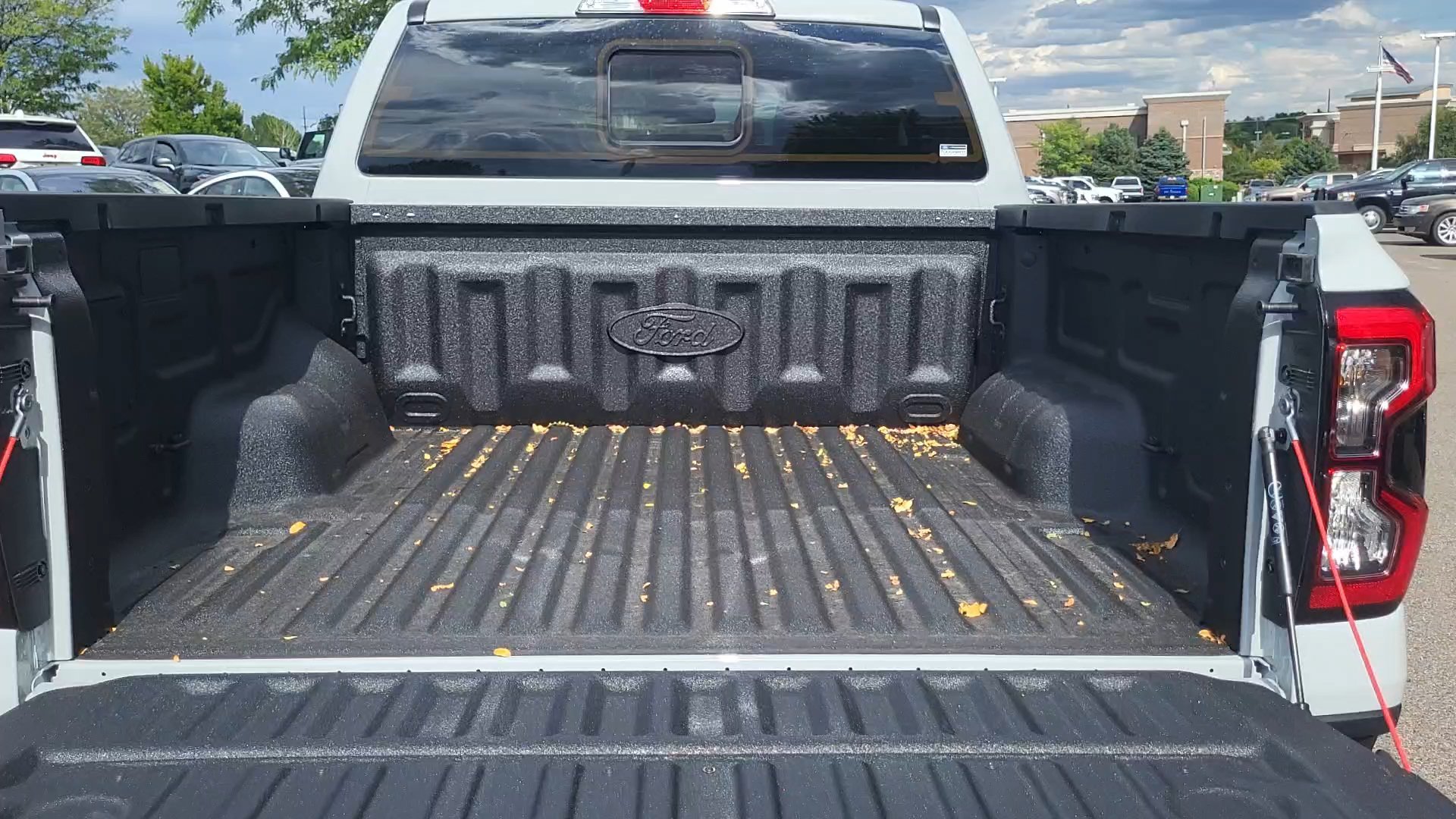 New 2026 Avalanche Ford LARIAT image 25