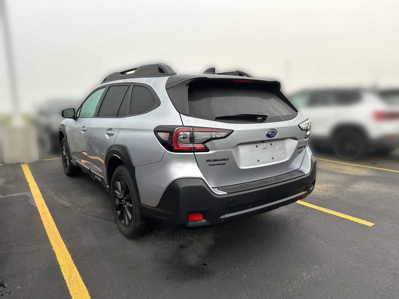 Used 2025 Silver Subaru Onyx Edition image 4