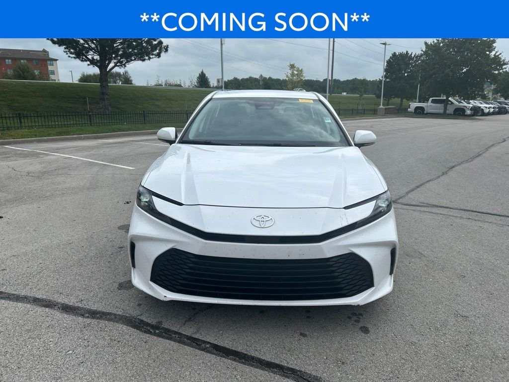 Used 2025 Toyota Camry LE with VIN 4T1DAACKXSU565719 for sale in Kansas City