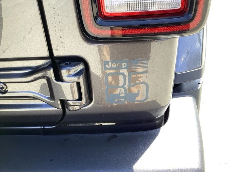 New 2026 Granite Crystal Metallic Clear-Coat Exterior Paint Jeep 85th Anniversary Edition image 15