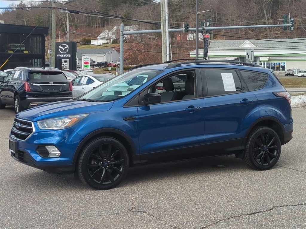 Used 2018 Ford Escape SE with VIN 1FMCU9GD9JUB01171 for sale in Thomaston, CT