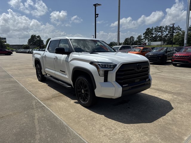 Used 2024 White Toyota  image 3