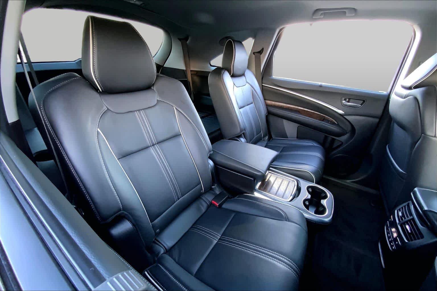 Used 2020 Platinum White Pearl Acura with Advance Package image 19
