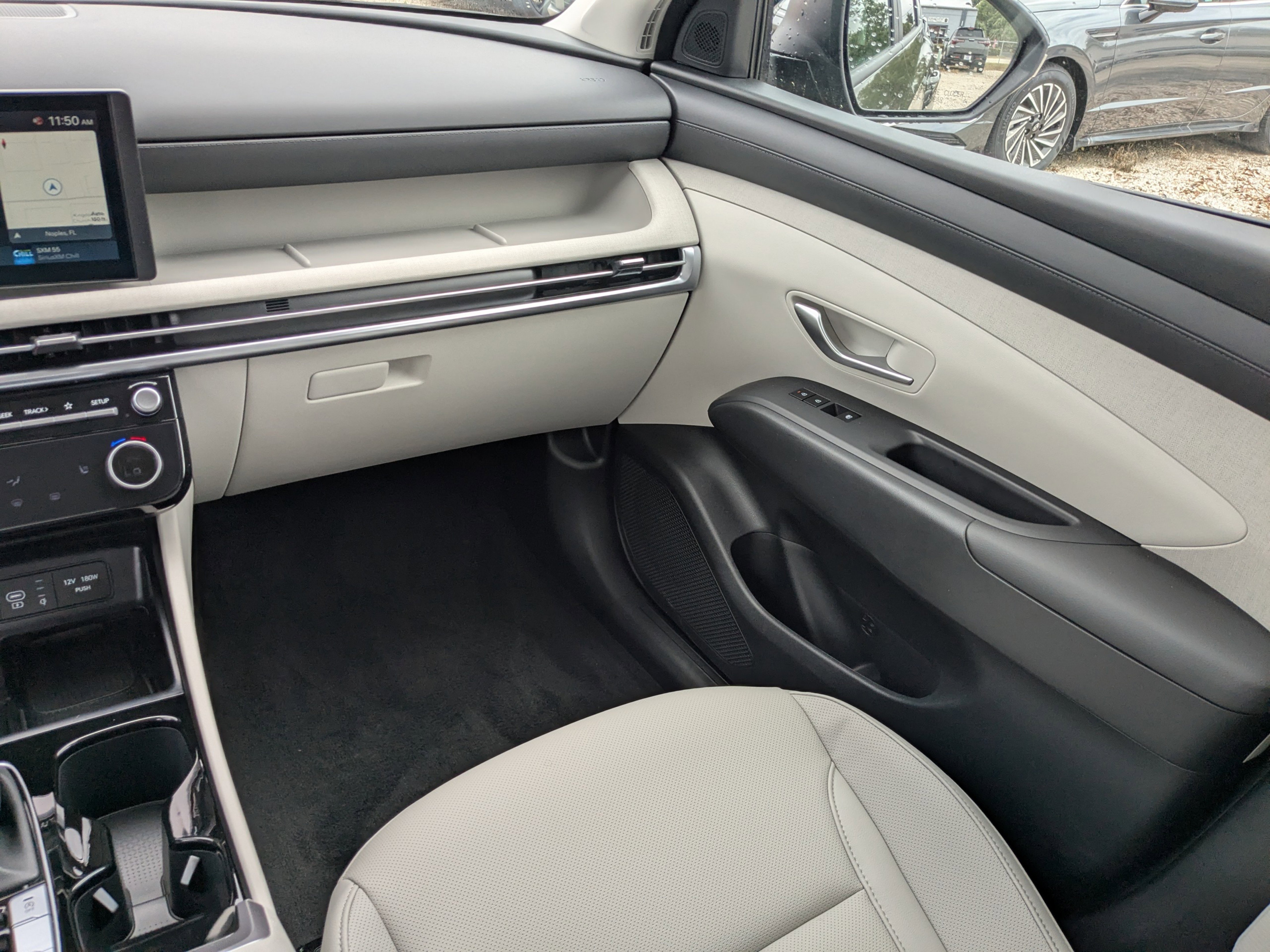 New 2025 Rockwood Green Hyundai SEL Convenience FWD image 12