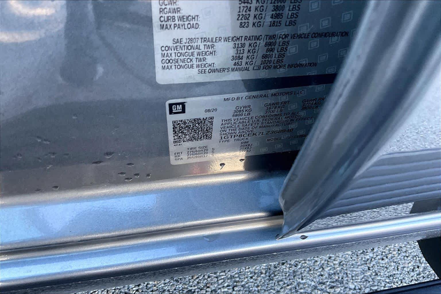 Used 2020 Satin Steel Metallic GMC Elevation image 29