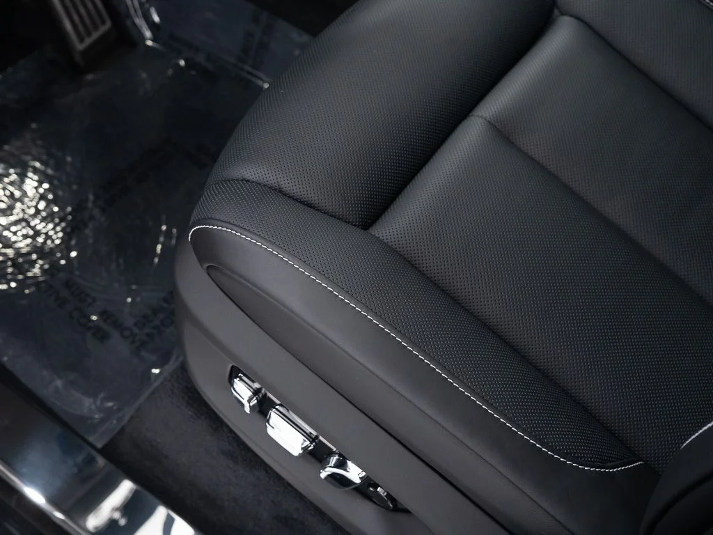 New 2027 Black Diamond Rolls-Royce  image 13