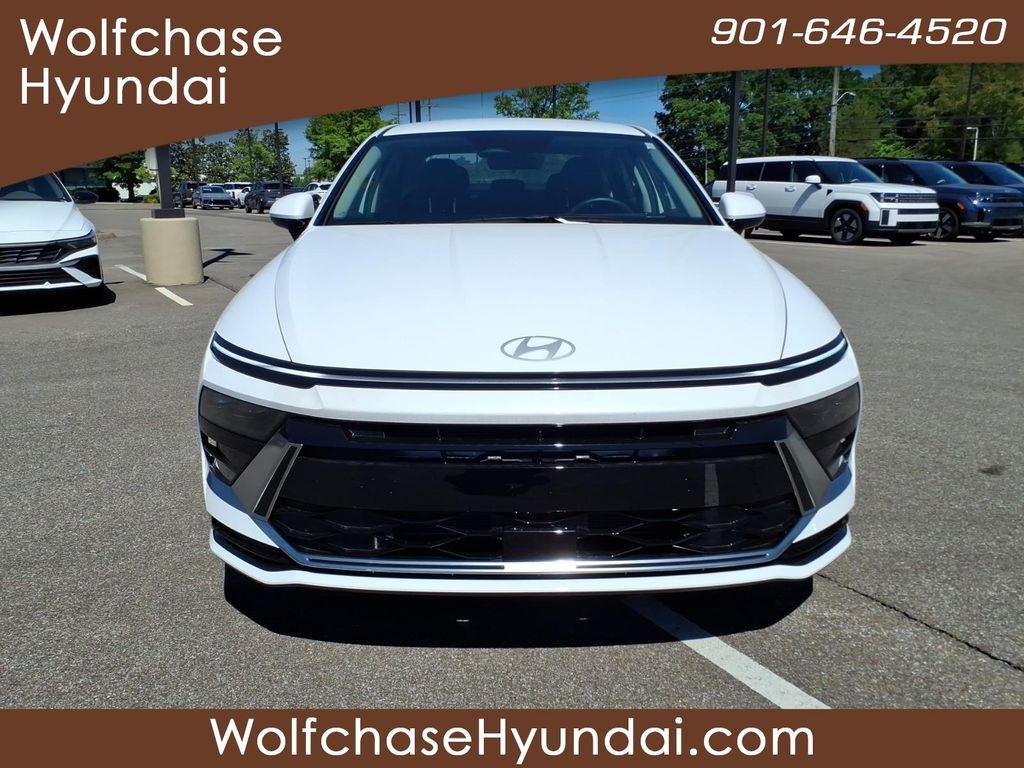 New 2026 White Hyundai SEL Sport image 8