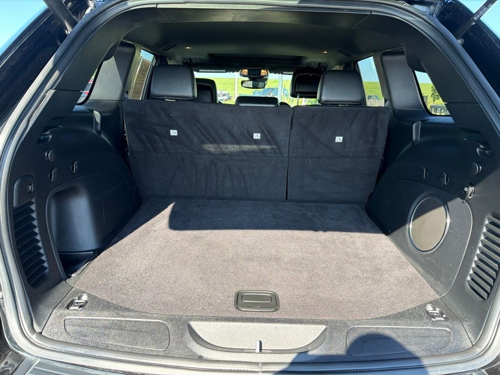 Used 2021 Black Jeep Laredo X image 15