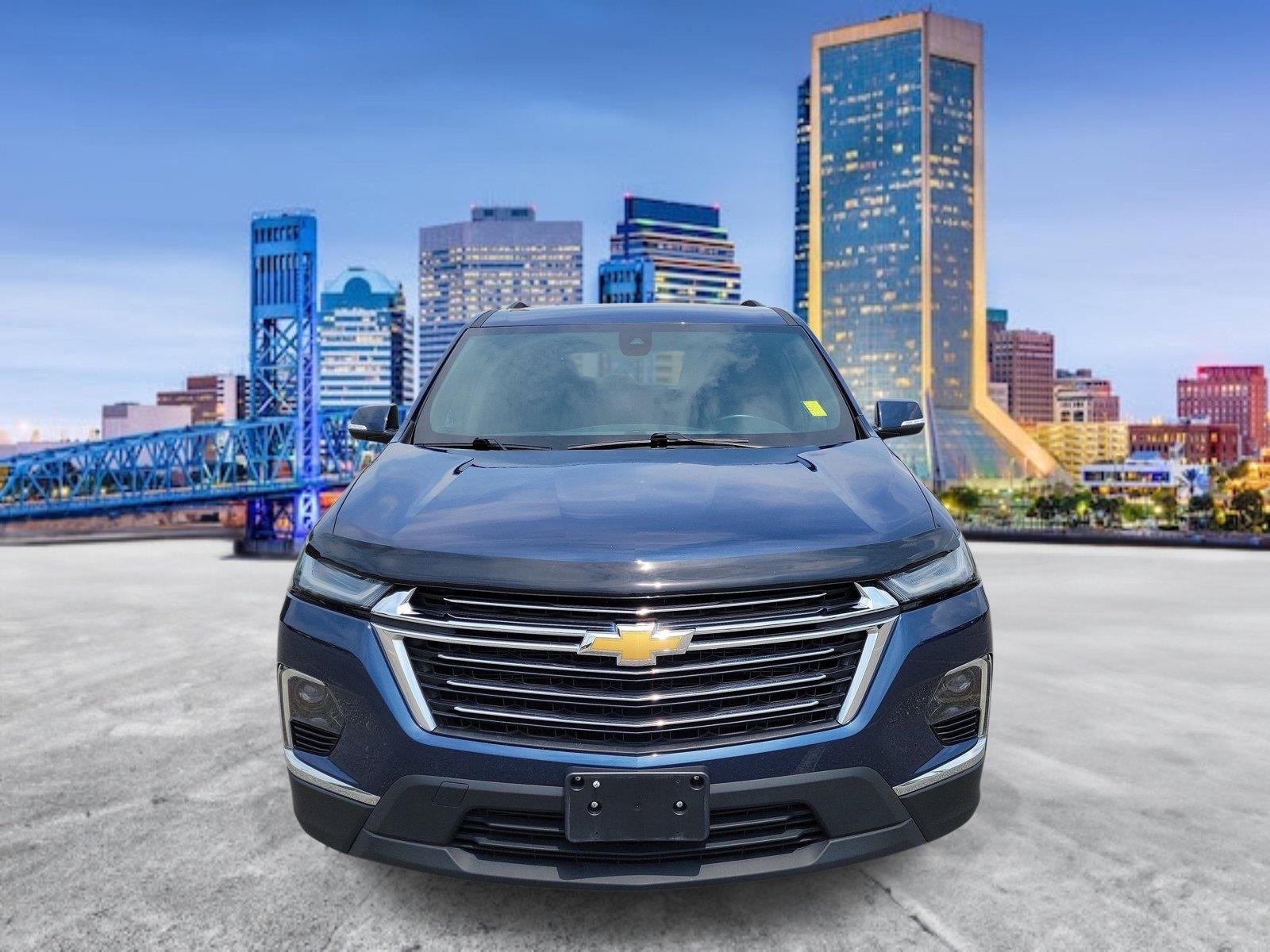 Used 2022 Northsky Blue Metallic Chevrolet LT Cloth image 5