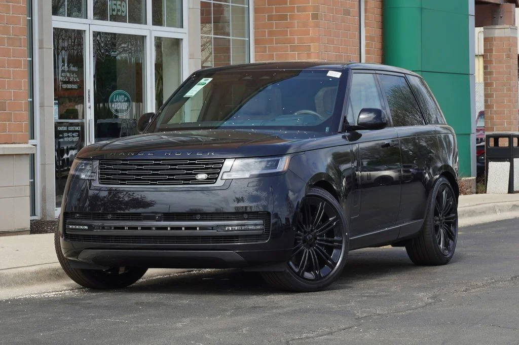 2026 Land Rover Range Rover 4.4 SE SWB's photo