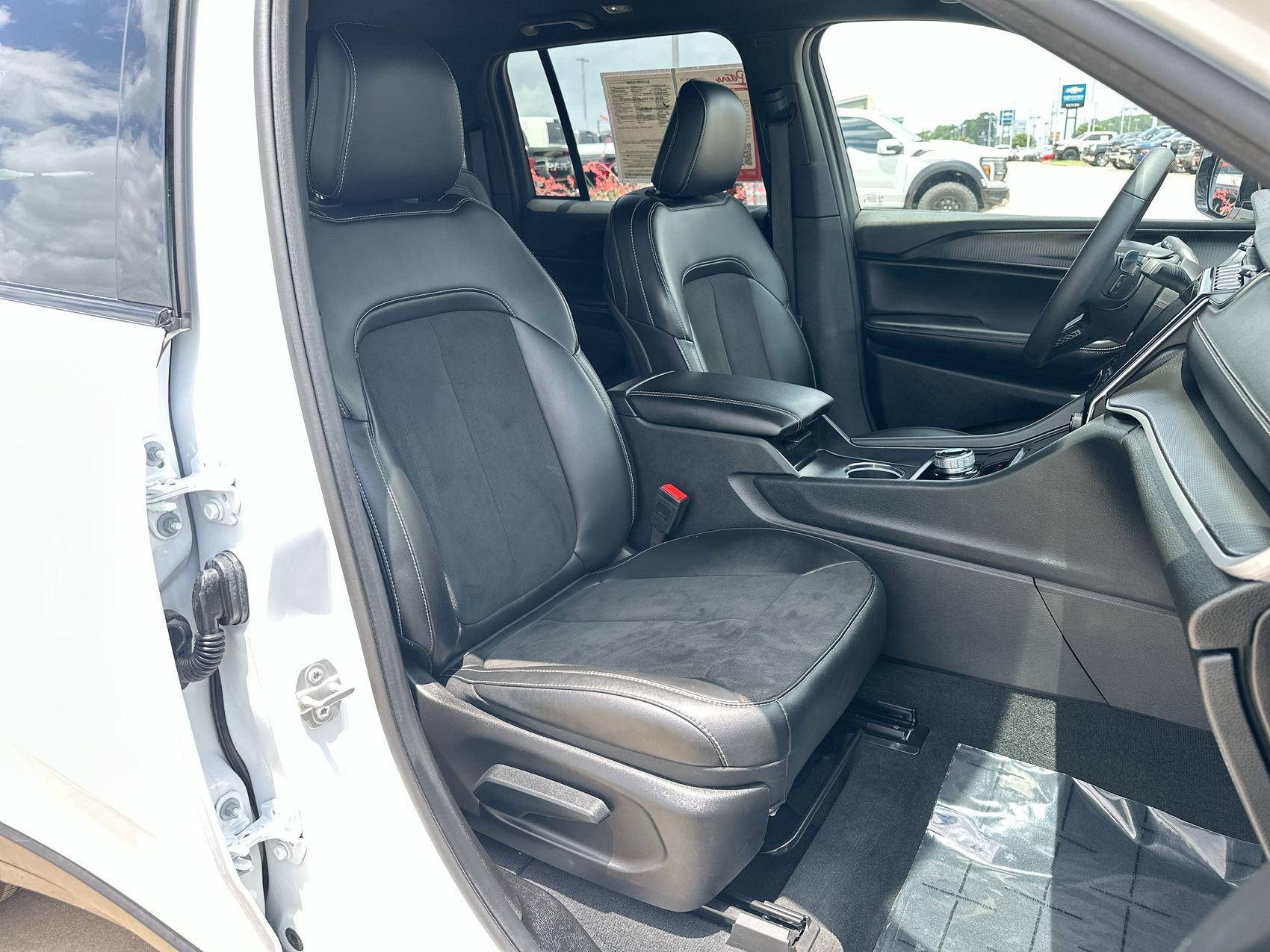 Used 2025 Bright White Clearcoat Jeep Altitude image 23